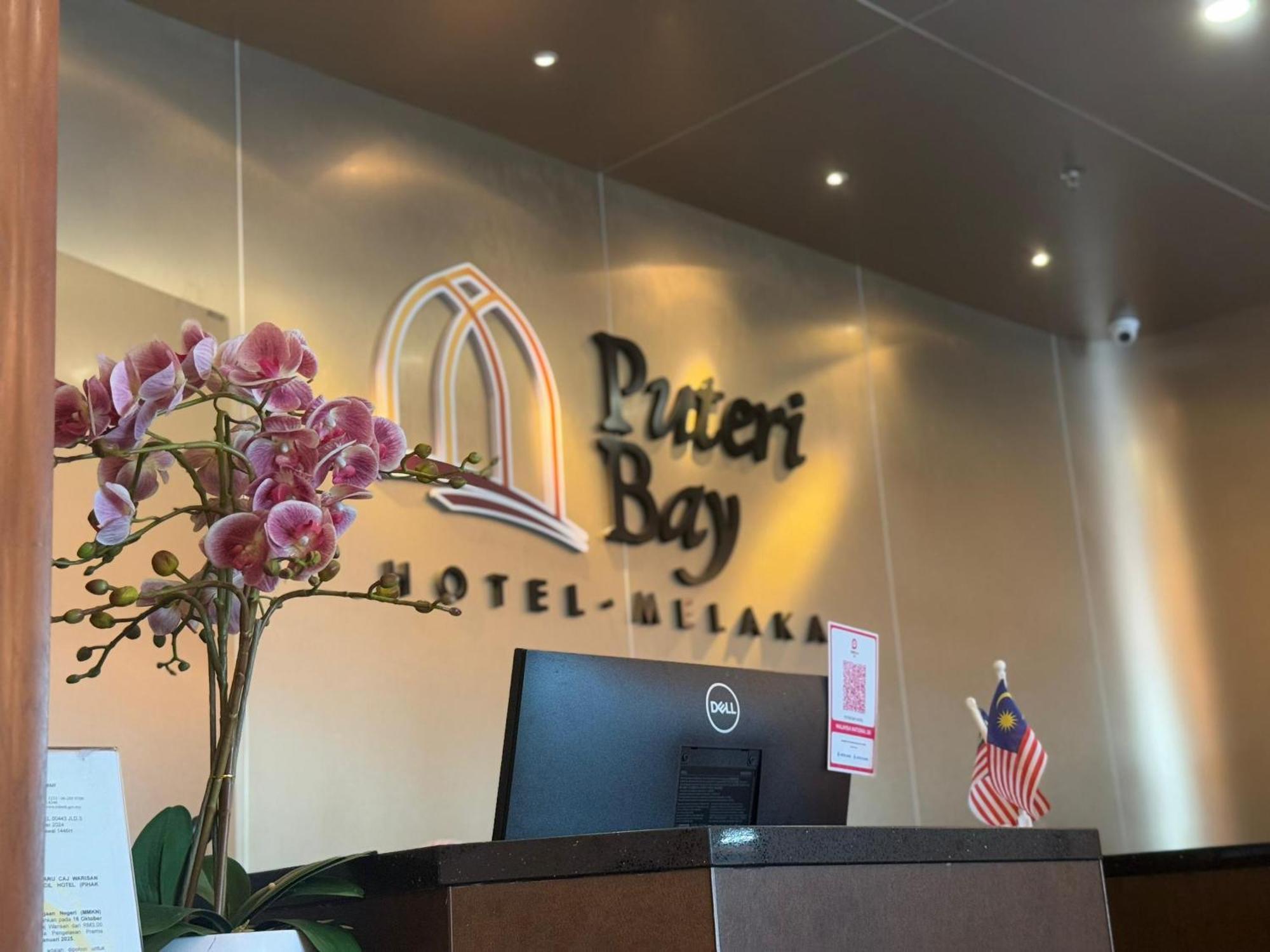 Puteri Bay Hotel Malacca Buitenkant foto